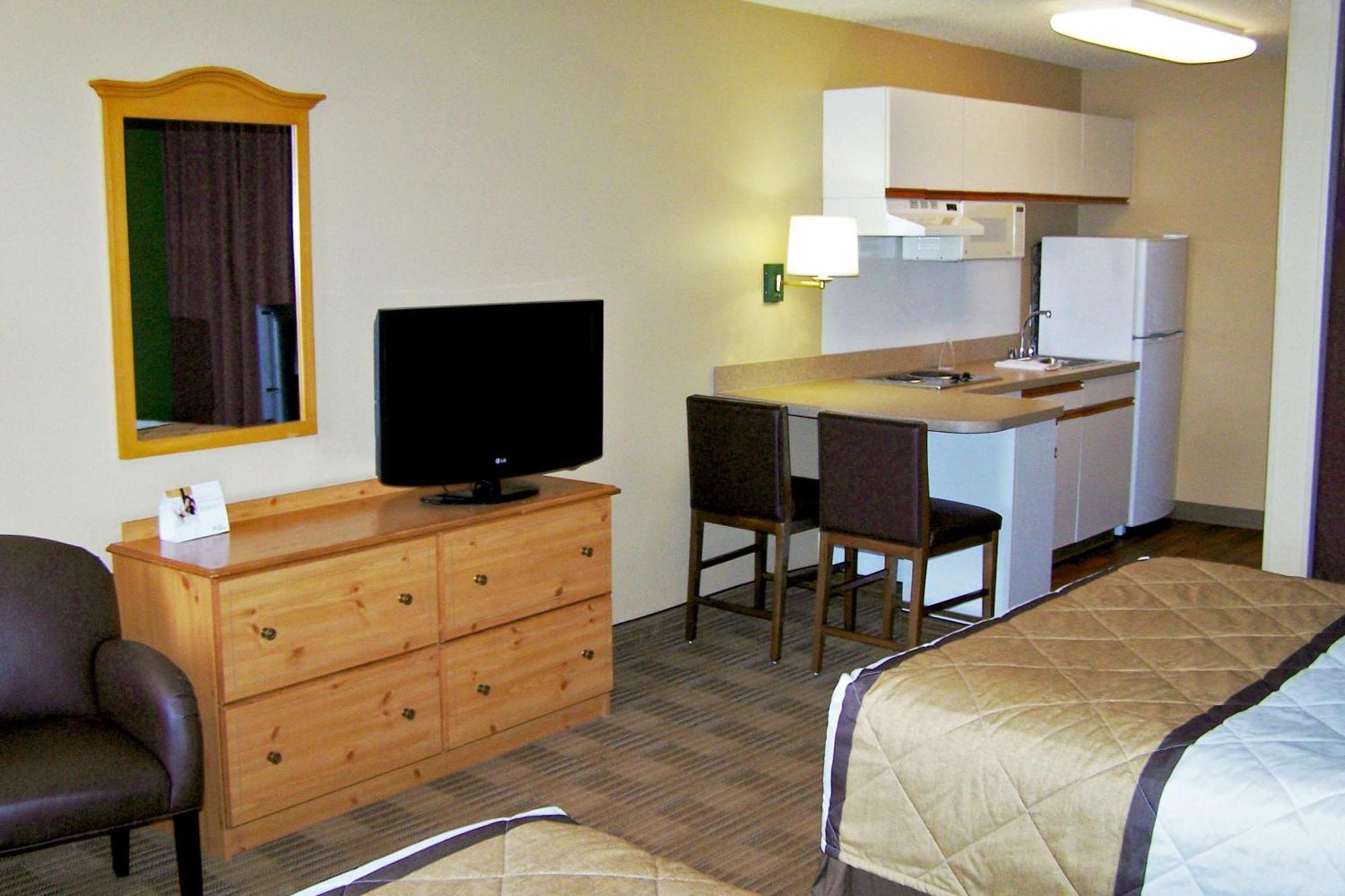 Extended Stay America Suites - Newark - Woodbridge Exterior foto