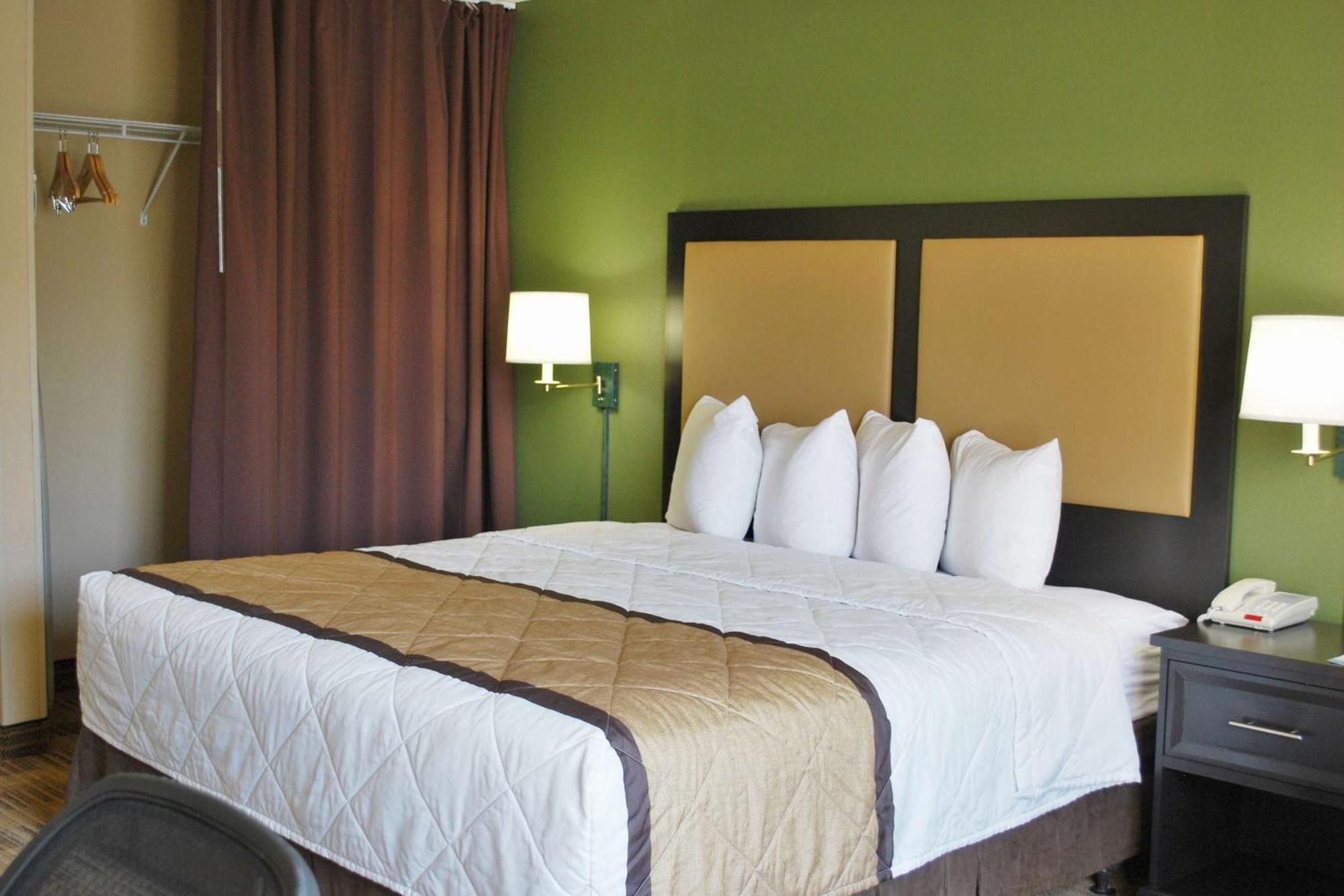 Extended Stay America Suites - Newark - Woodbridge Exterior foto